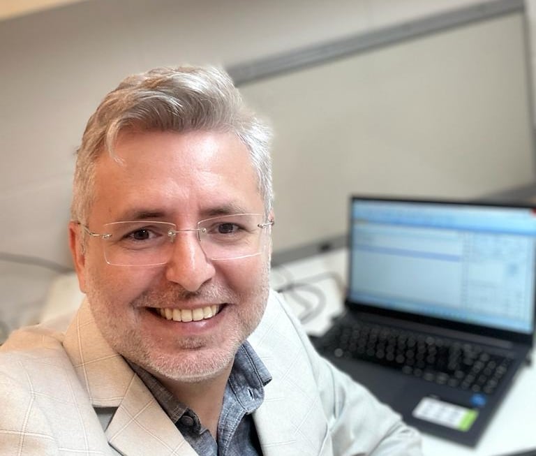 Dr. Gilnard Caminha  atendimento em neurocirurgia no Ceará