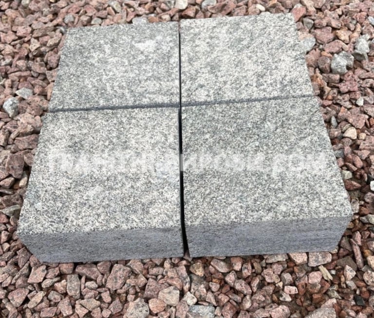 Пиляна гранітна бруківка Лабрадорит 10*10*5