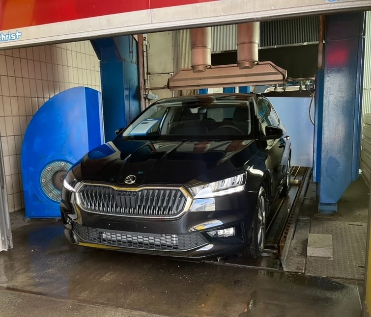Waschstraße Nürnberg Glänzendes Ergebniss