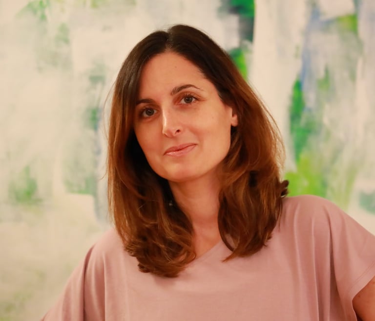 Portrait di Diana Corica insegnante di yoga
