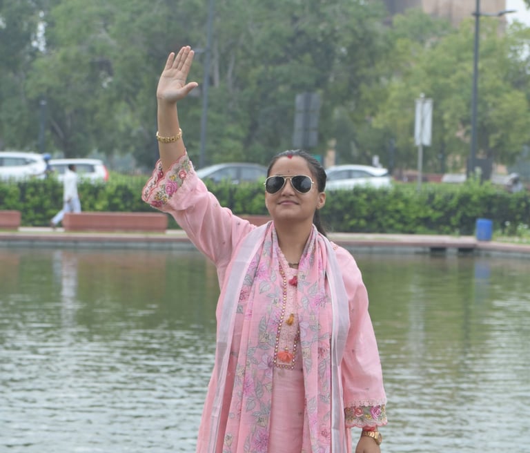 priyanka chauhan from tarapur