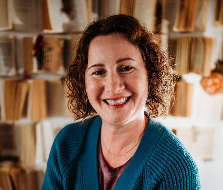 picture of the writer, Jeydie W