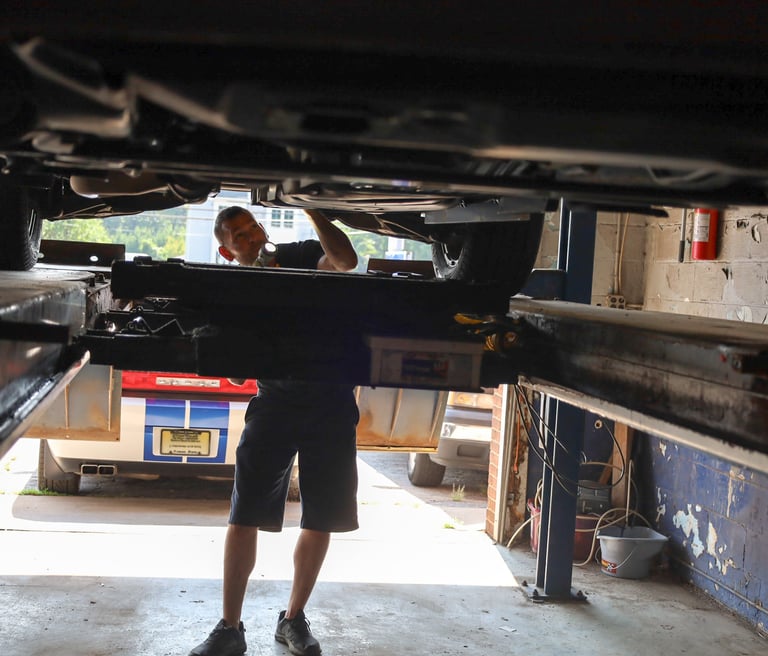 Savio Inspecting a vehicle
