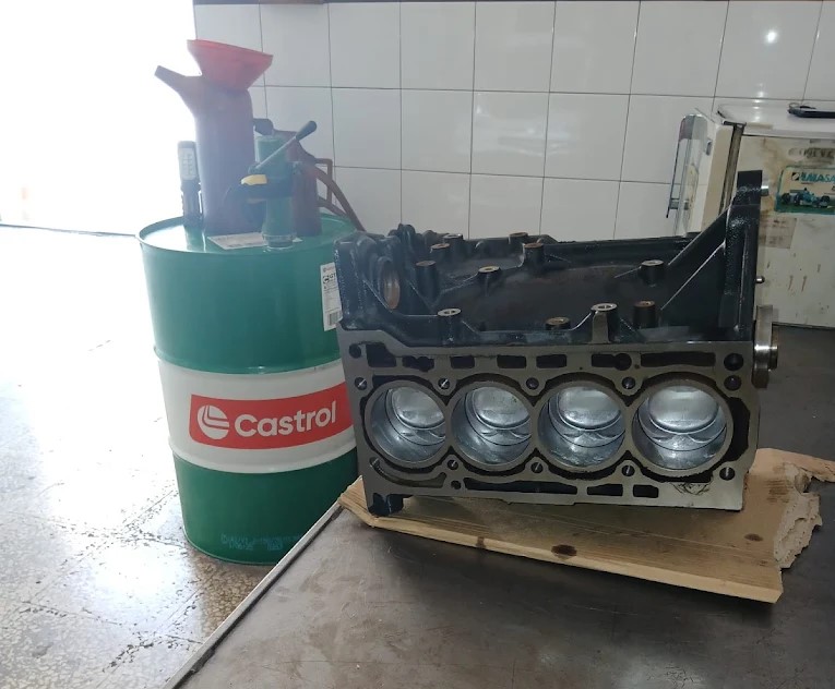 monoblocco del motore di un'autovettura 