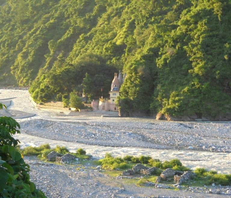 Hairakhan Vishwa Mahadham, Kumaon Himalayas