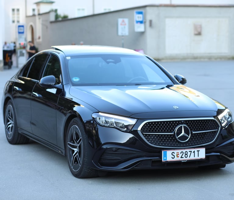 Luxuriöser Mercedes Chauffeurservice in Saalbach – exklusiver Taxi- und Transferdienst