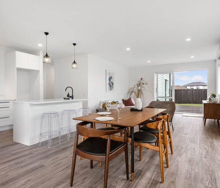 Open plan living - Auckland new build Highend Homes
