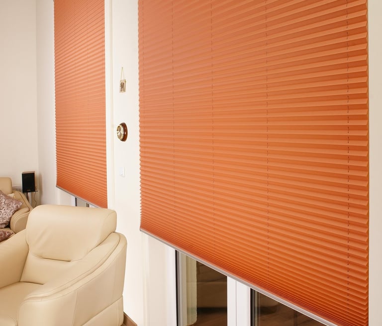 roleta plisowana sterowana sznurkiem 