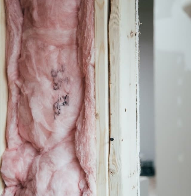 In-wall insulation Bethesda MD (https://unsplash.com/@charlesdeluvio)