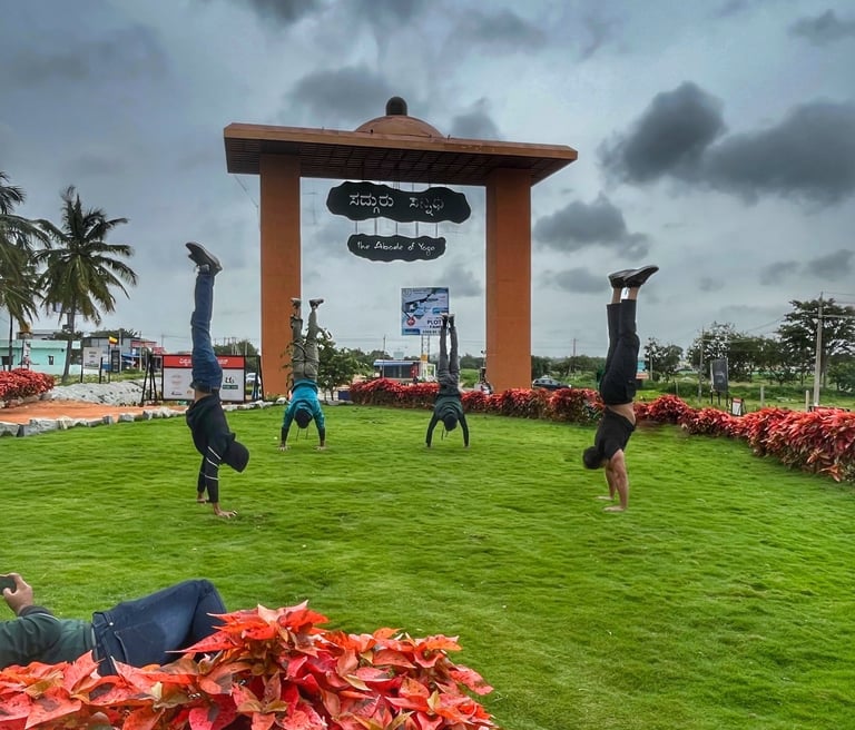 Handstand in Bangalore by Team CALIBAF