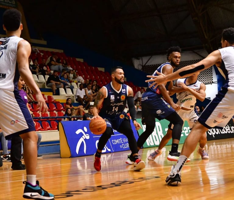 Basquete