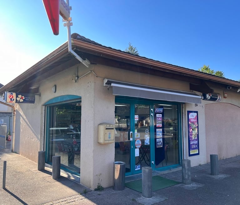 le petit commerce - supérette