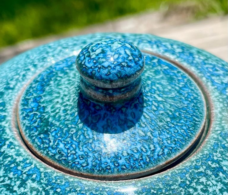 couvercle de théière, émail turquoise et azur