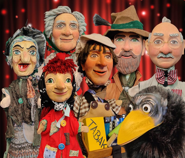 Figuren von der kleinen Hexe