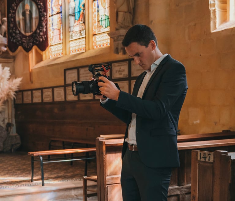 Le vidéaste Victor LEPECQUET qui filme une vidéo de mariage en Normandie