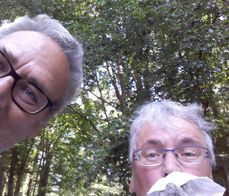 Ein witziges Bild, auf dem Sabine und Franz Wenke nur mit halben Gesichtern zu sehen sind