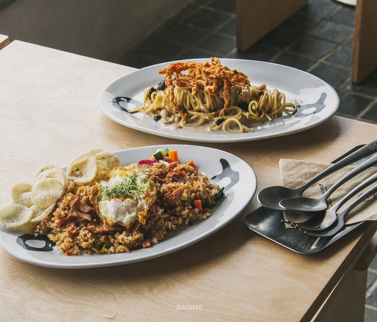 Nasi Goreng XO and Truffle Cream Pasta at odd Batam