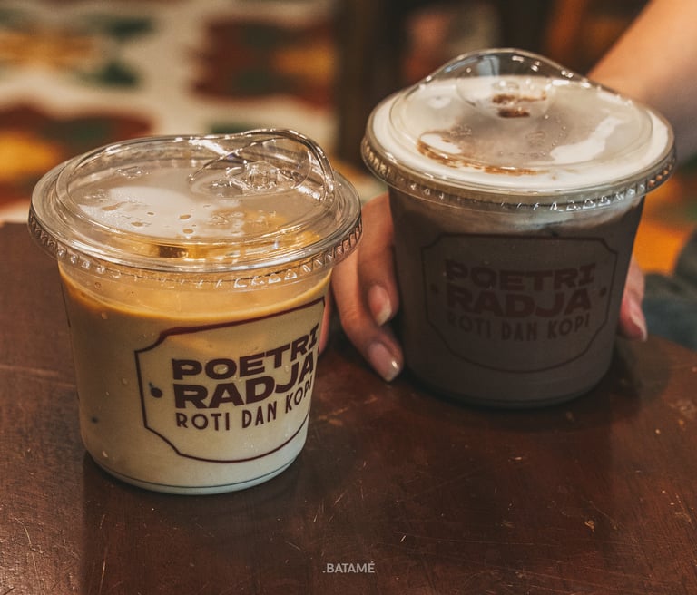 Kopi Susu and Cokelat Teduh at Poetri Radja Batam