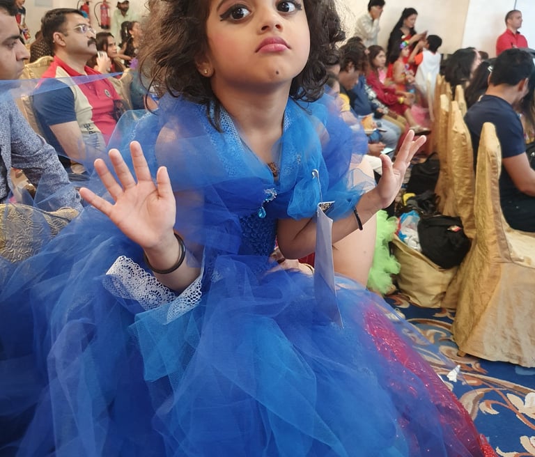beautiful  indian girl dress party dress