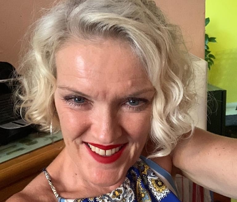 Mulher sorrindo