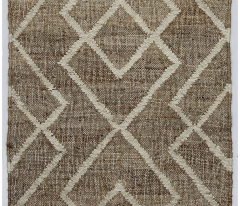 Handwoven Flatweave Rug made of 100% Jute
