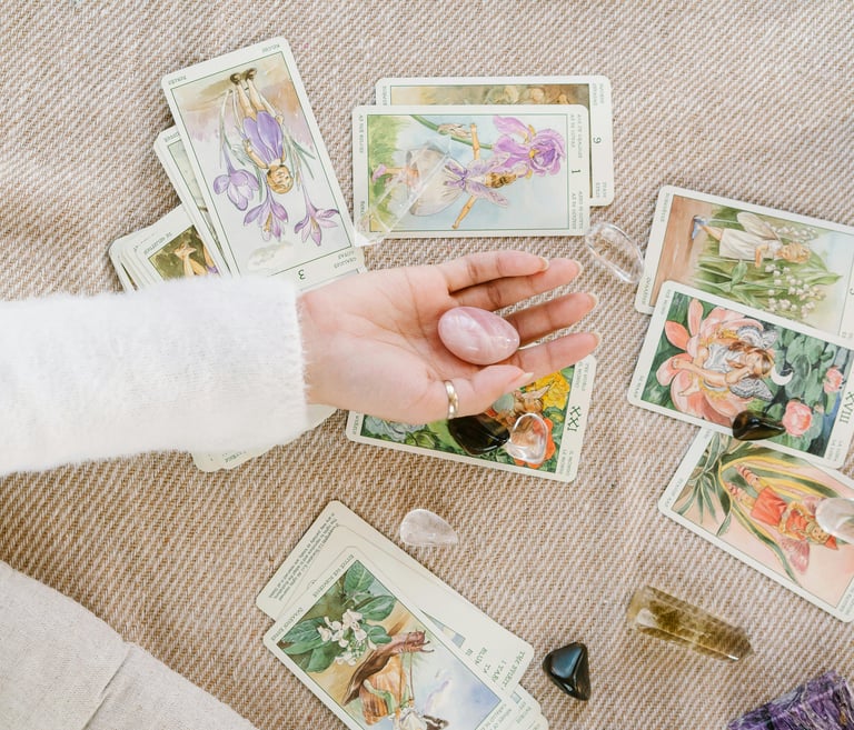 lectura de tarot profesional,. lectura de tarot express, lectura de tarot con astrología