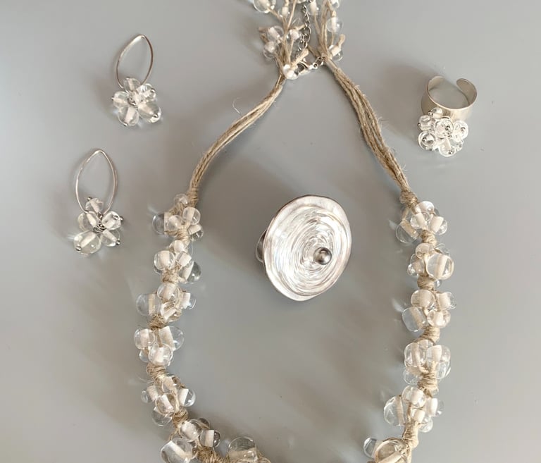 Parure Cristal - Eclat du verre de Murano pour cette sélection de pièces uniques.