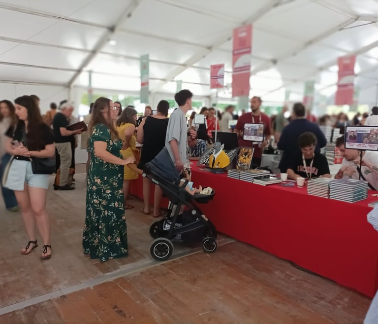 The Crowds arrive.  