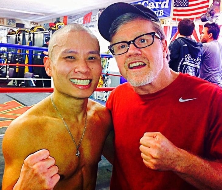 MARK RECAIDO & LEGENDARY BOXING COACH FREDDIE ROACH