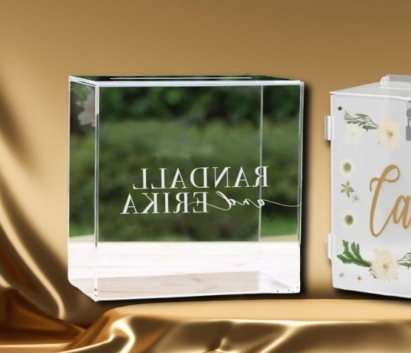 Clear and frosted Acrylic wedding box