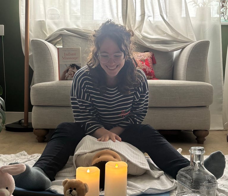 Laura Colli Franzone and Jojo during a baby massage class