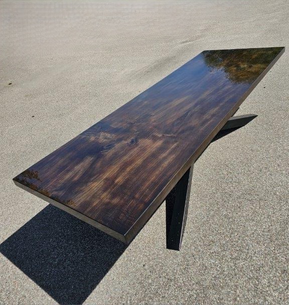 orzech połysk 2 Stół z Monolitu