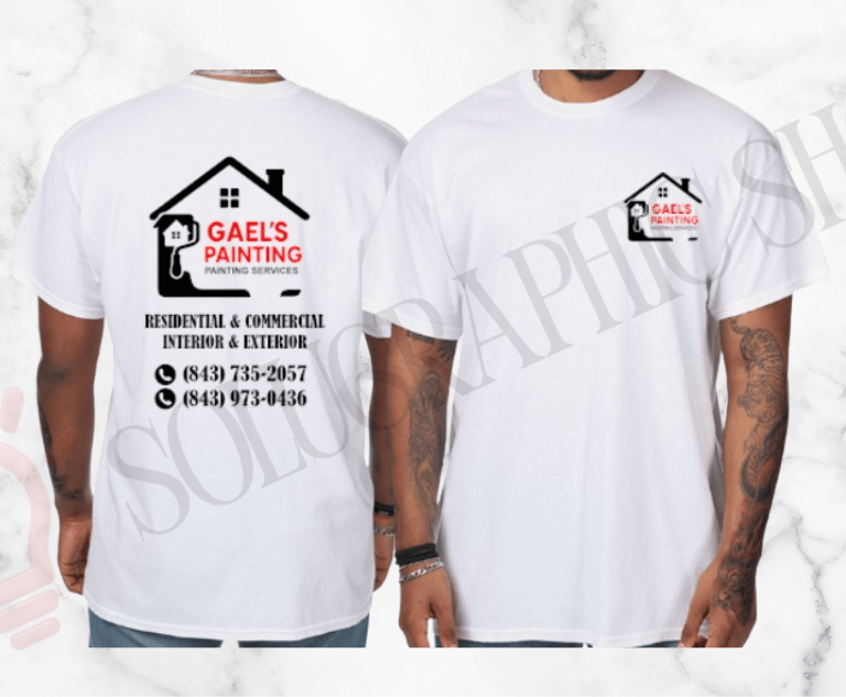 Camiseta blanca manga corta (vinyl), logo al frente y atrás con teléfonos e info.