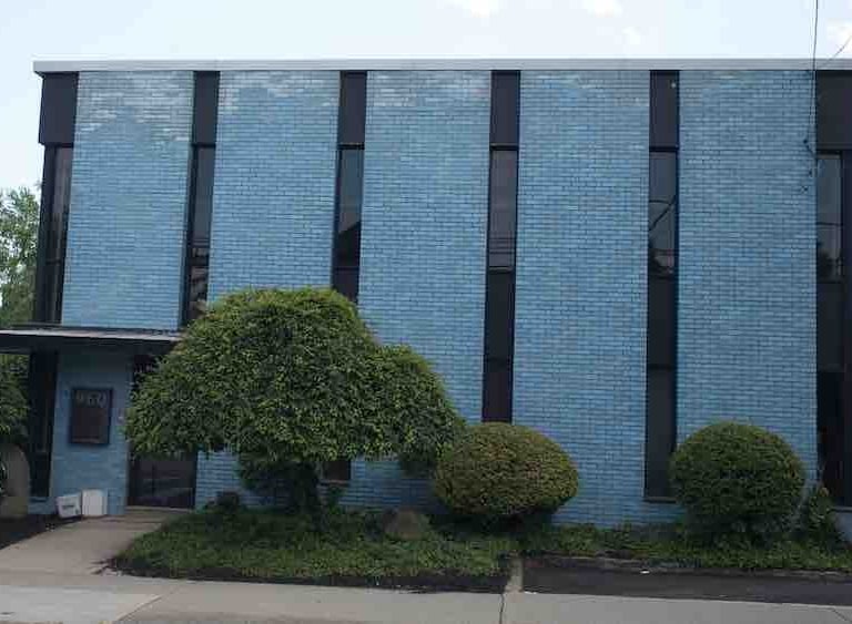 960 Teaneck Road, Teaneck, NJ 07666