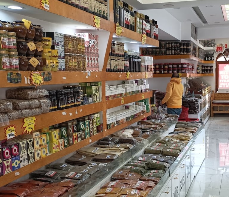 Çetin İsot Sarayı