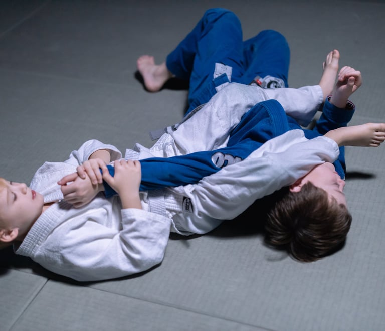 Kids BJJ armbar
