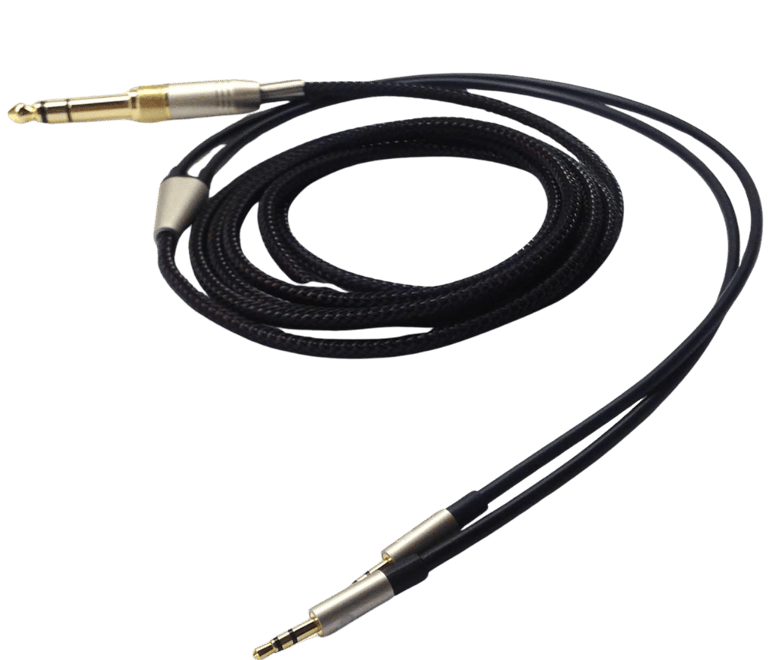 Premium hand-braided copper cable with 3.5mm termination for AURA PRO headphones