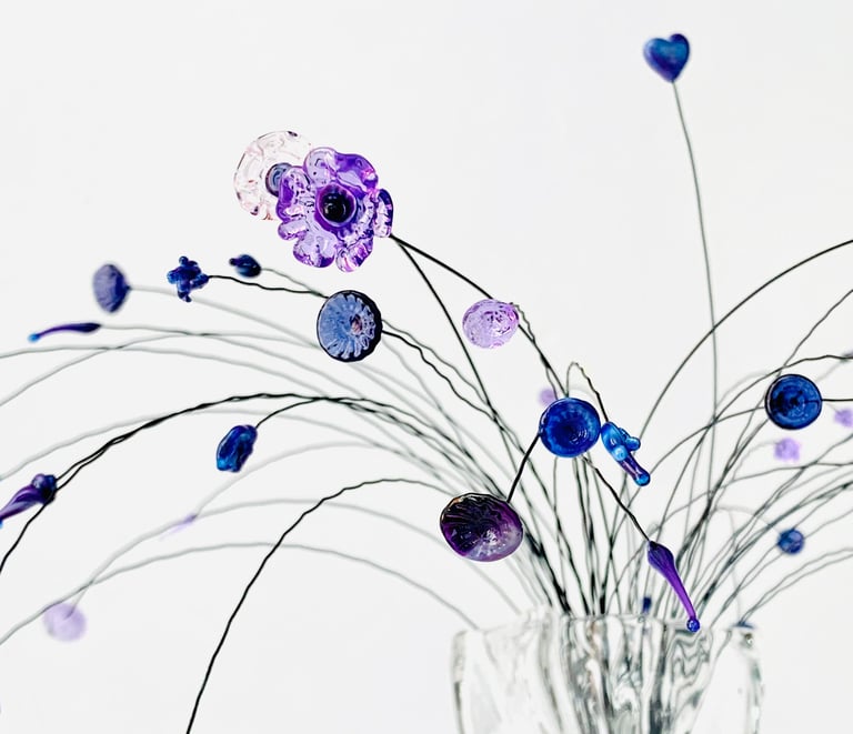Objets décoratifs plutôt floraux, originaux, comme des bijoux décoratifs de table en verre de Murano