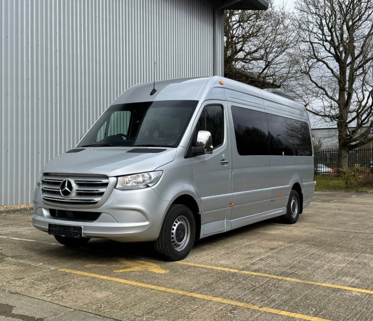 12 Seater Minibus Hire London