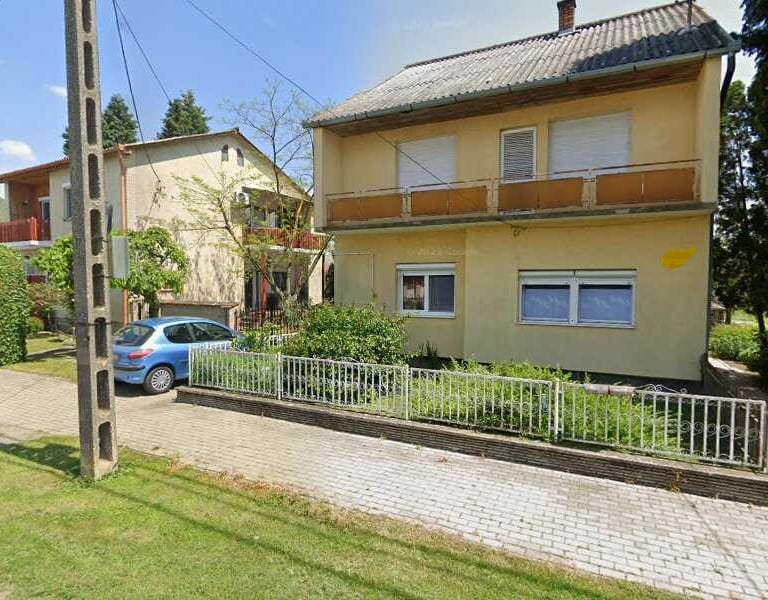 Zweifamilienhaus in Ungarn