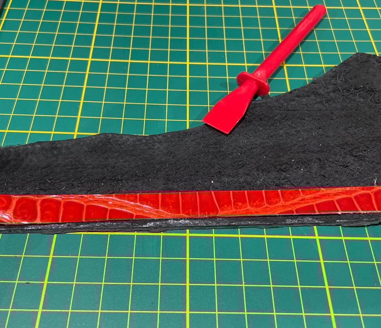 collage du cuire d alligatore 