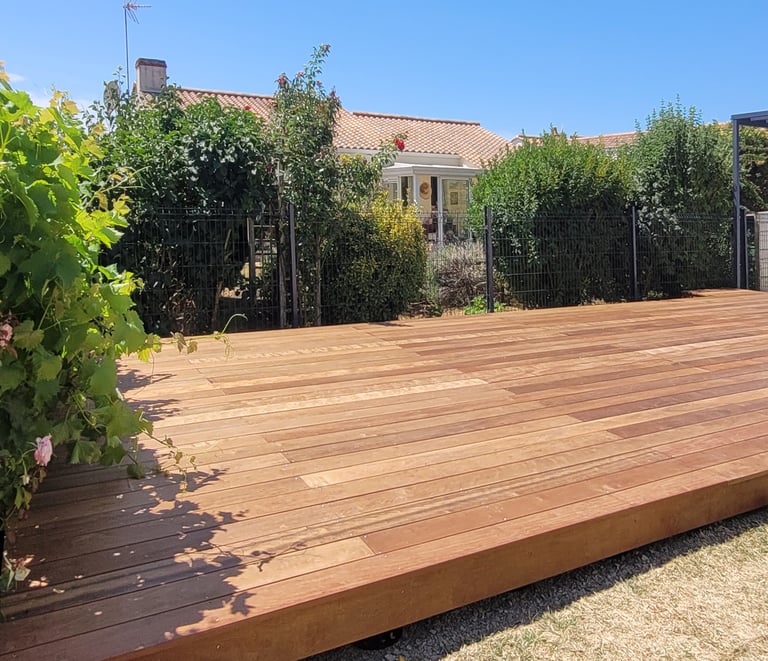 terrasse en bois exotique d'essence  Itauba
