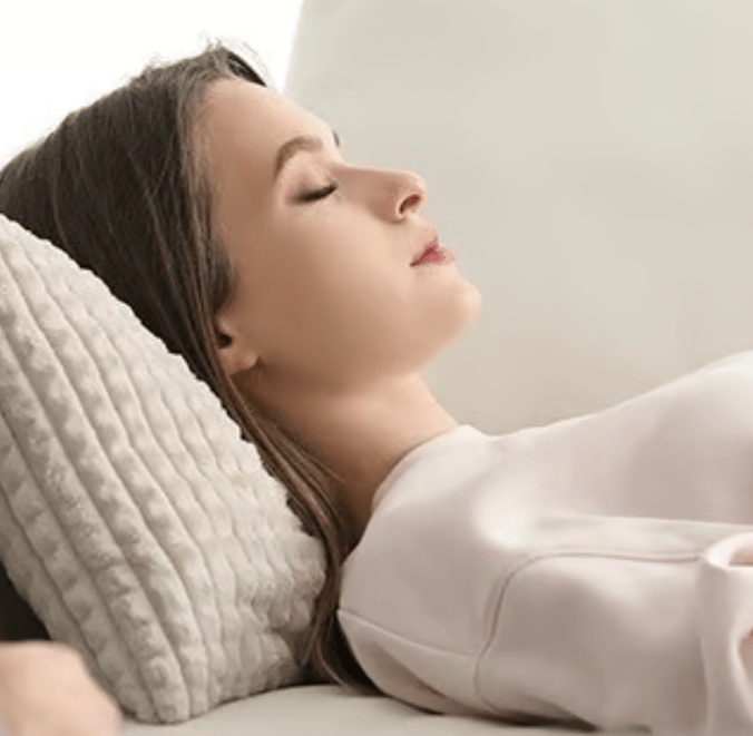 woman in hypnotherapy session