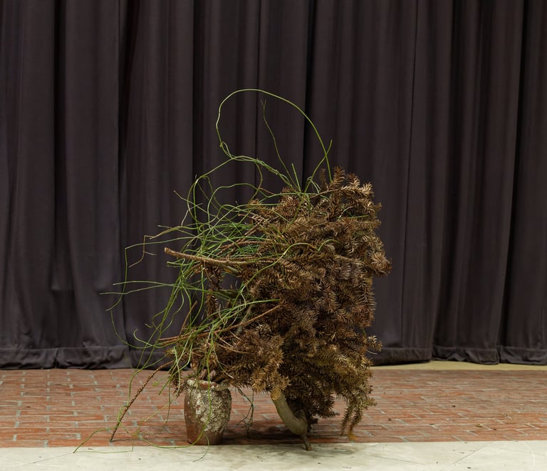 Hedy Leung’s ‘Ethnobotanic Resonance’ Ikebana performance at London Metropolitan University