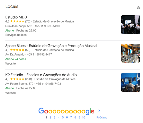 a group of people standing in front of a group of people