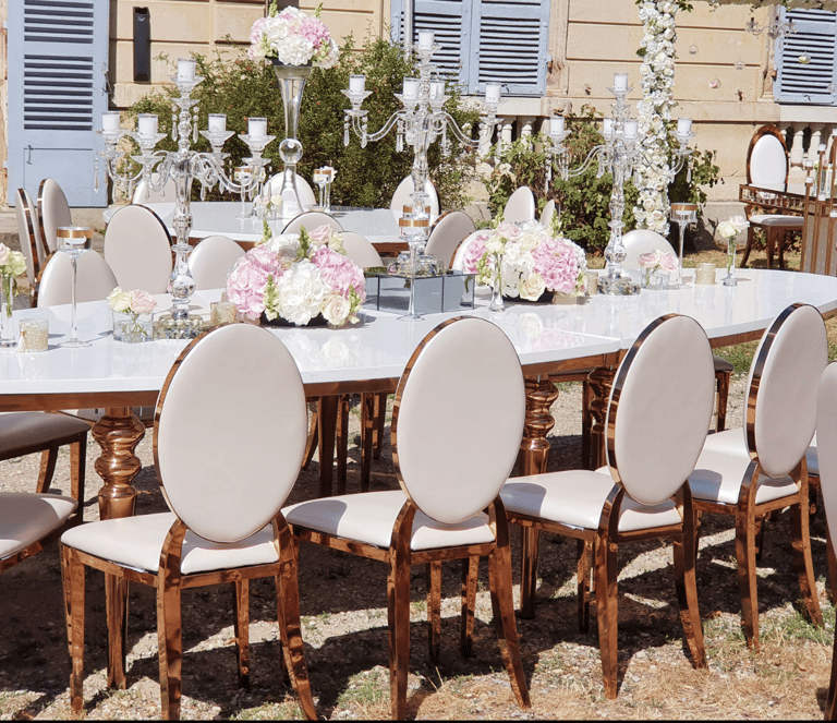 mobilier disponible en location