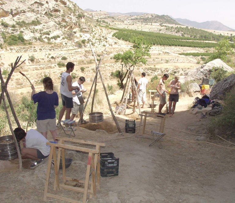 Excavation campaign by the University of Murcia at the Cueva Negra site, in the Quípar River gorge.