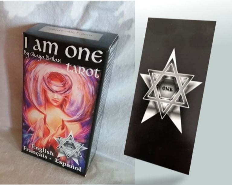 Tarot deck of cards I Am One by Maya Britan English French Spanish 5 and 6 pointed stars on a card