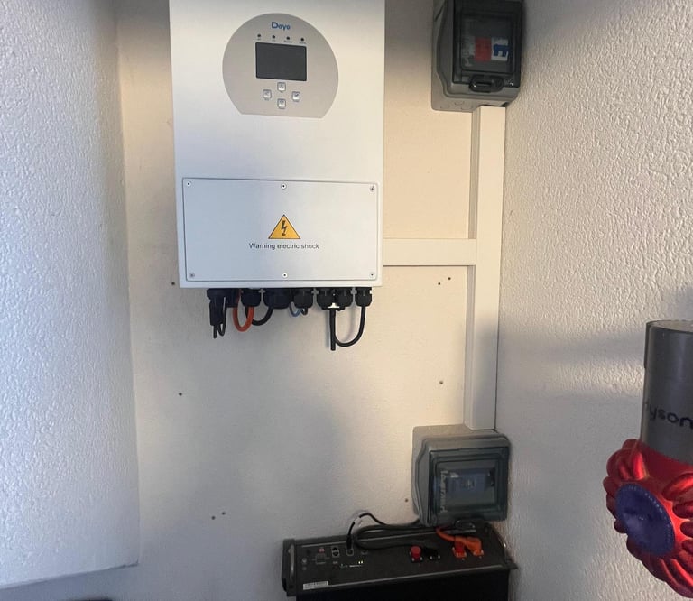 Batteriespeicher-Solar-System-Photovoltaic La Marina Costa Blanca