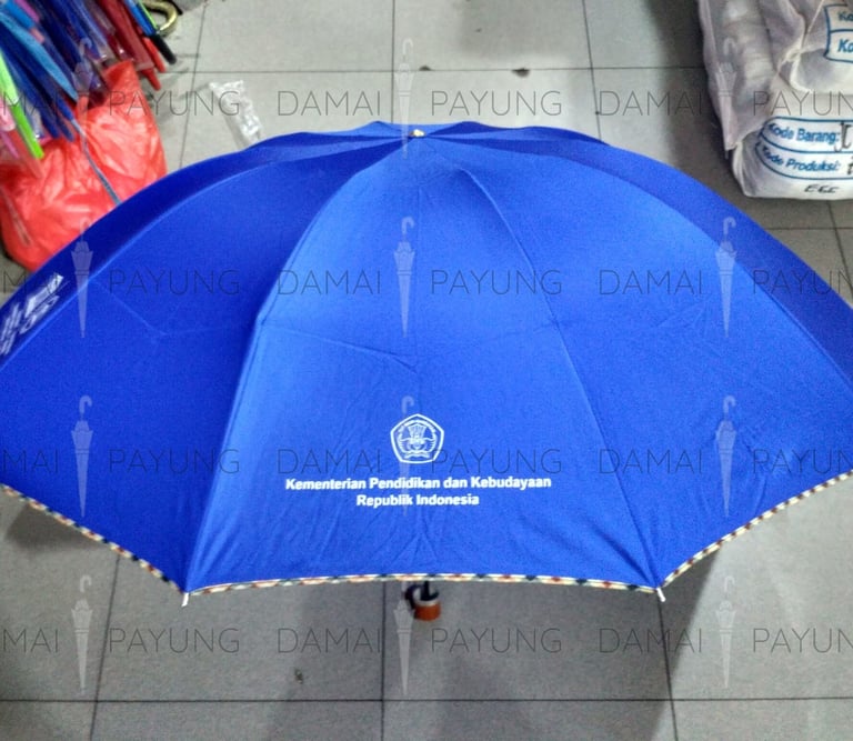 Payung promosi polos lipat super jumbo premium Rosida Kementrian pendidikan dan kebudayaan